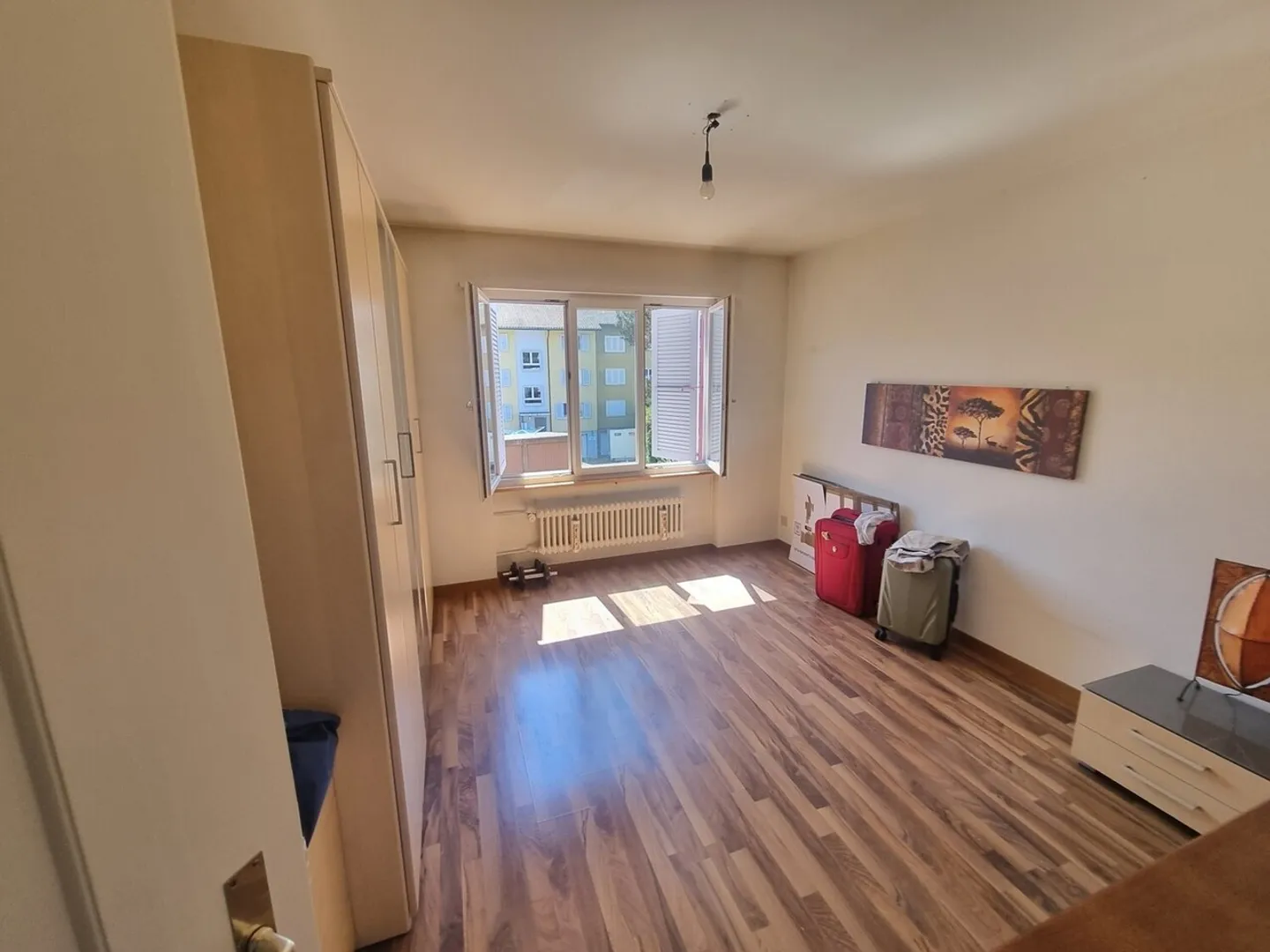 Cozy 3-room apartment in Oftringen with parking space - Photo 2 of 7
