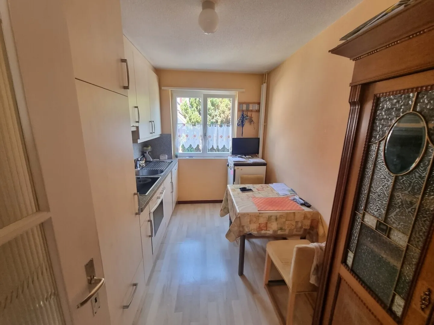Cozy 3-room apartment in Oftringen with parking space - Photo 4 of 7