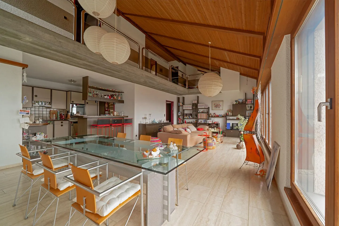 Maison individuelle de 5,5 pièces avec garage, dans un bel emplacement en pente - Photo 3 sur 10