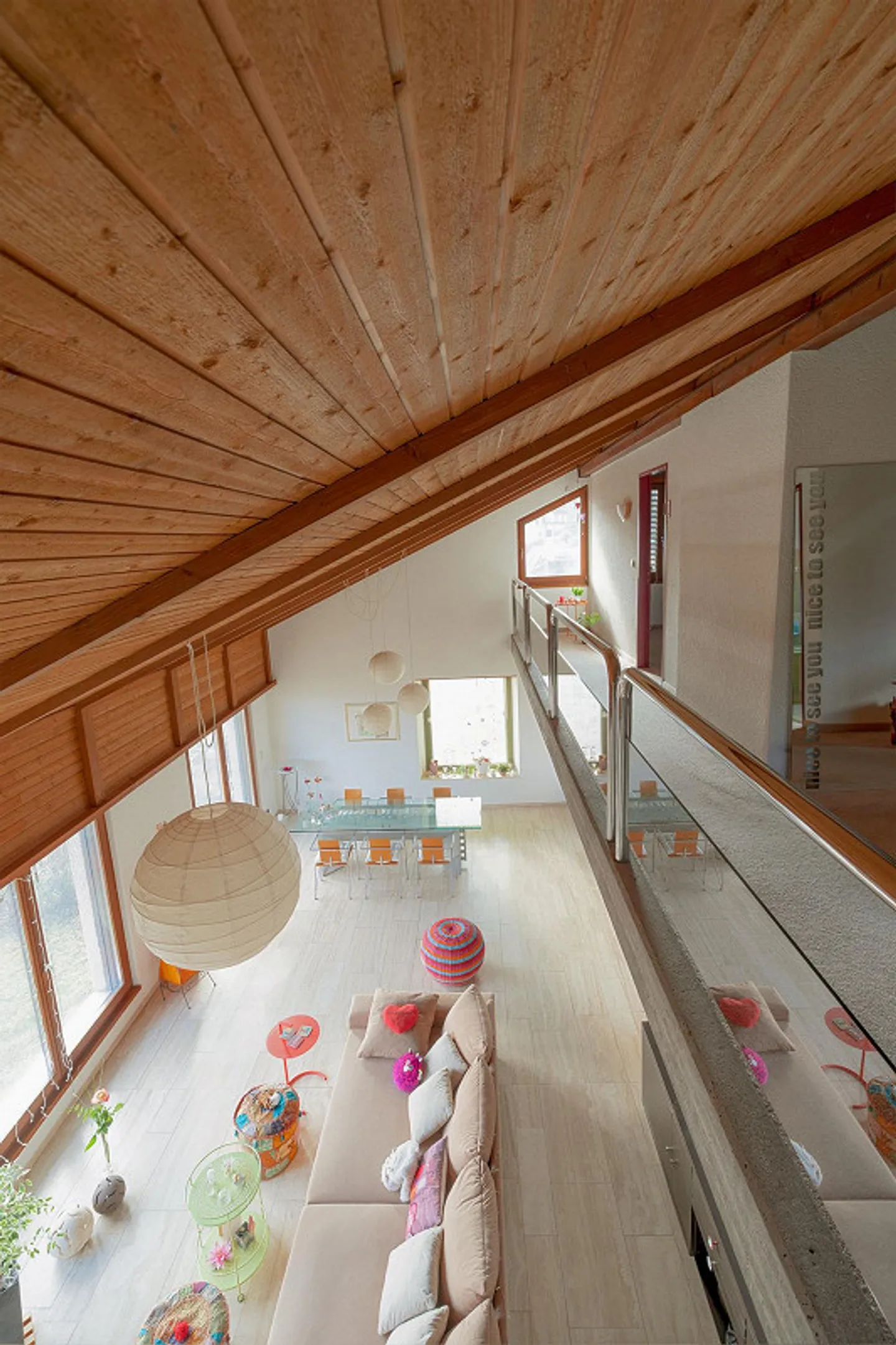 Maison individuelle de 5,5 pièces avec garage, dans un bel emplacement en pente - Photo 5 sur 10