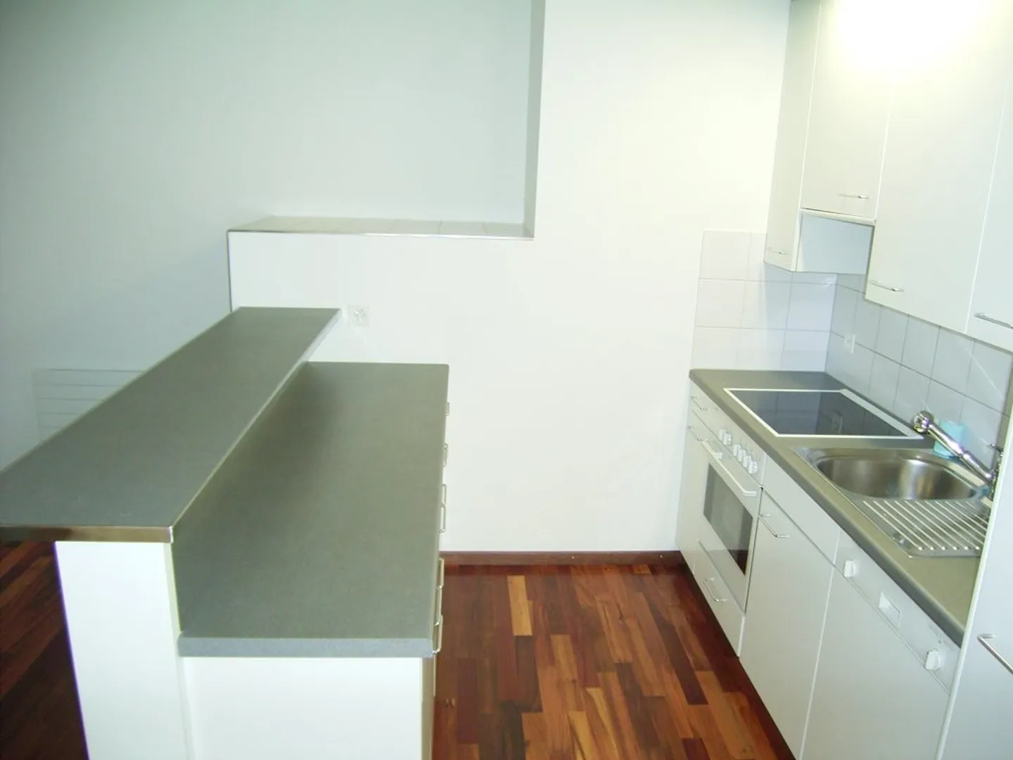 Apartment in the heart of the old town - Photo 3 of 10