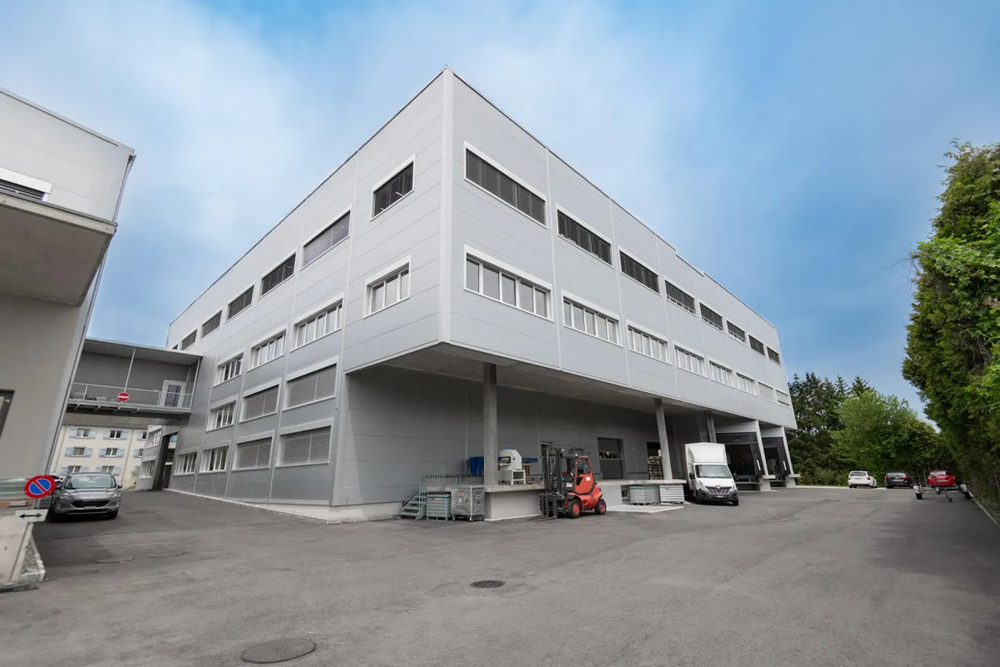 Nuovi uffici e spazi commerciali (200 - 3.400 m2) - Foto 2 di 8