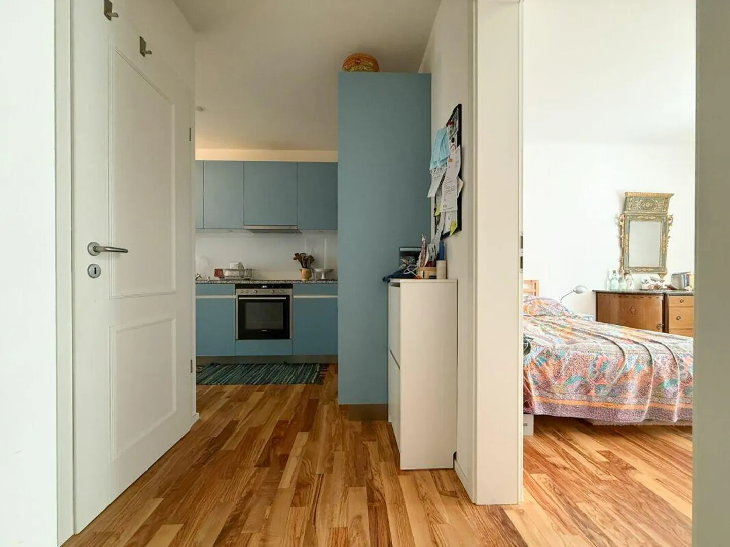Newly renovated 1.5-room apartment - Photo 1 of 8