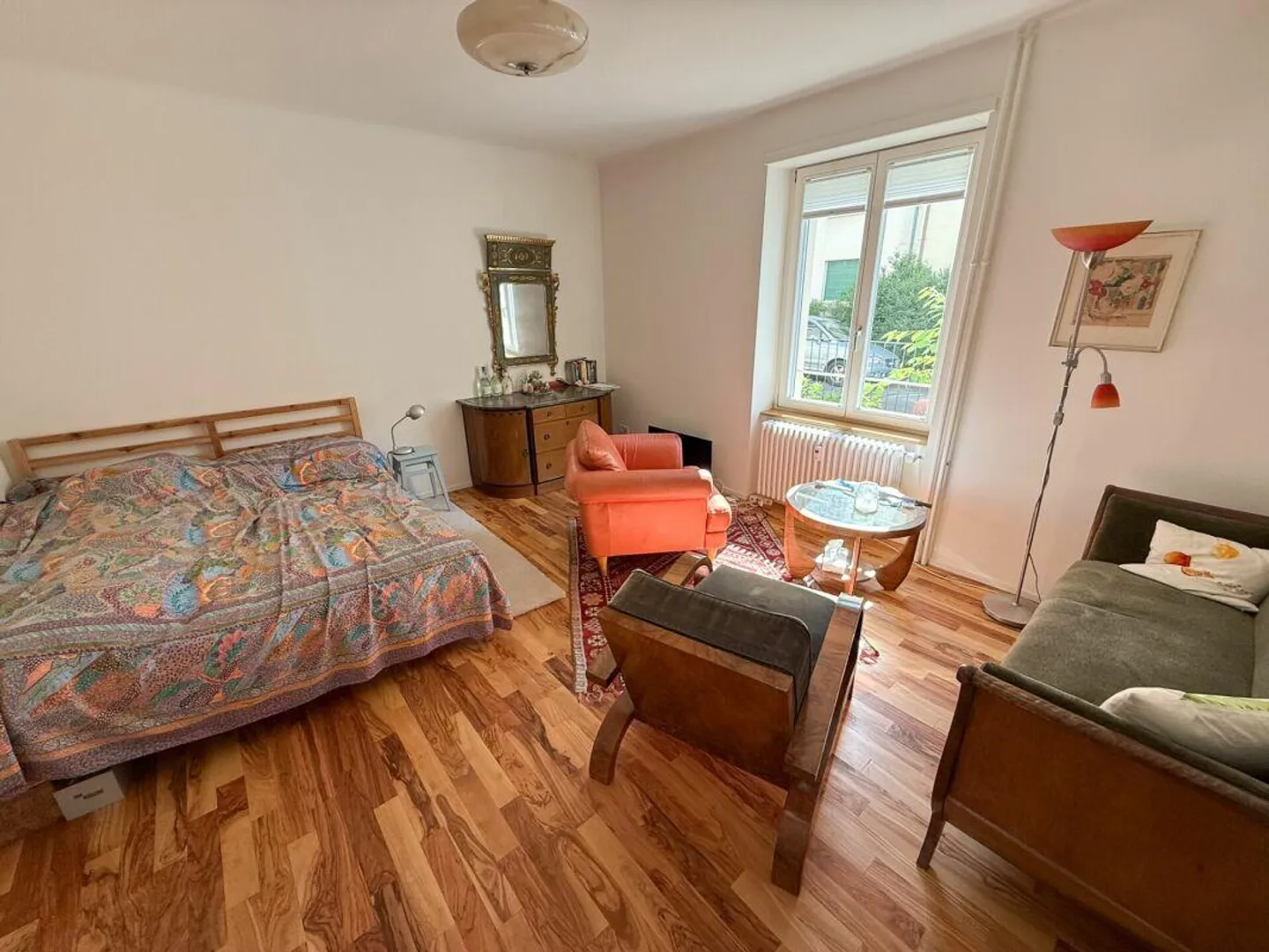 Newly renovated 1.5-room apartment - Photo 2 of 8
