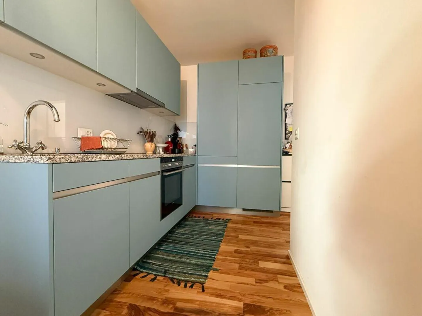Newly renovated 1.5-room apartment - Photo 4 of 8