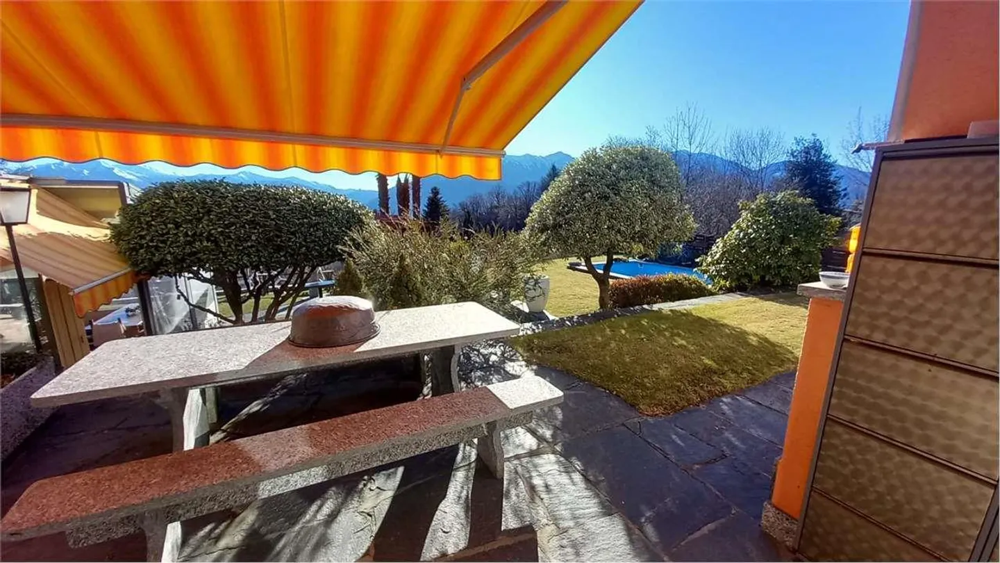 Brione sopra Minusio maison indépendante avec piscine et vue panoramique - Photo 5 sur 13