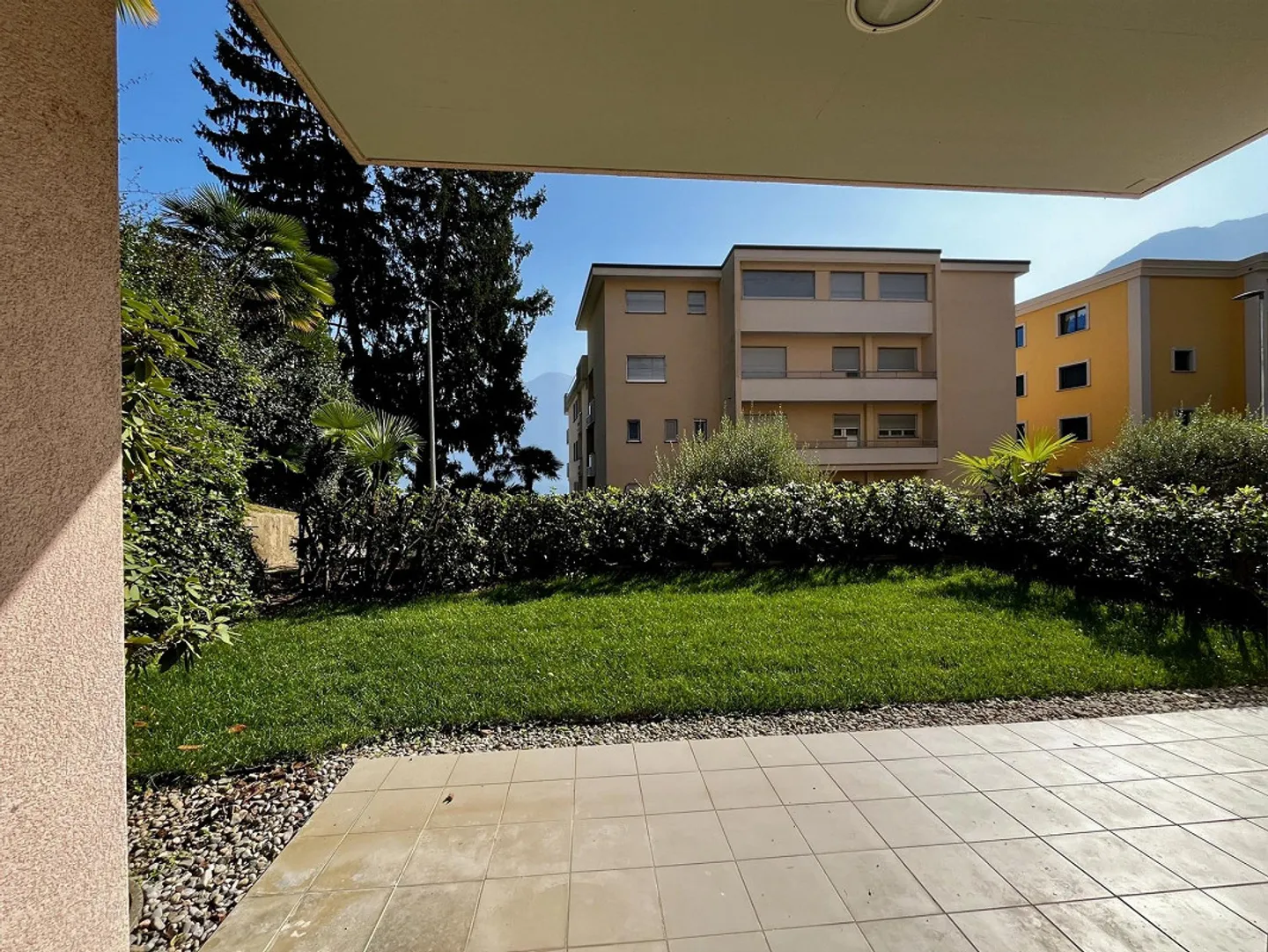 LUGANO - Appartement 2.5 pièces avec jardin à louer - Photo 1 sur 11