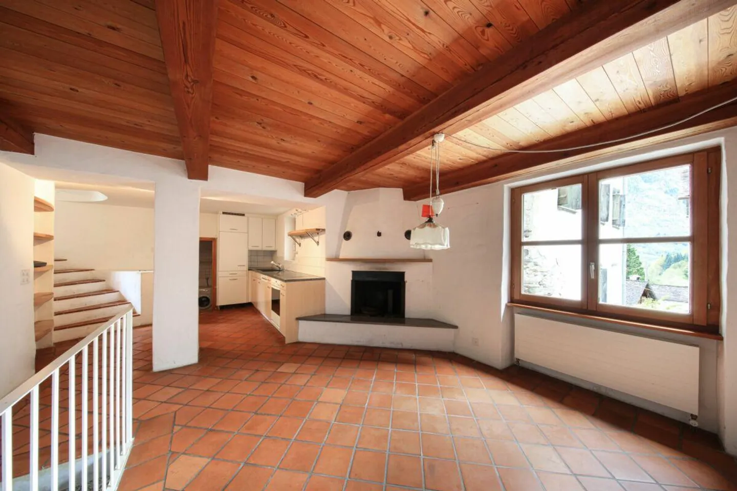 PRATO SORNICO - Zauberhaftes Tessinerhaus mit Blick auf die Berge - Foto 4 von 17