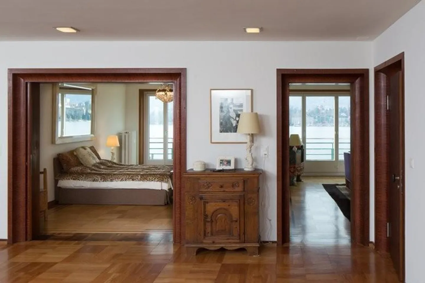 Wohnung an der Seepromenade in Zürich - Foto 3 von 11