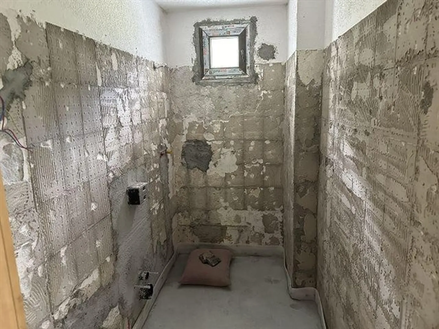«Hotel Moesa an sehr ruhiger, sonniger Aussichtslage / albergo Moesa molto soleggiata, tranquilla e bella vista» - Foto 14 von 20