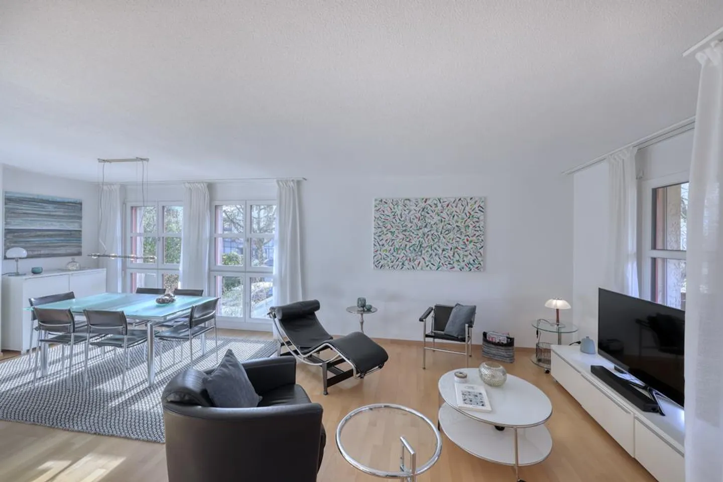 Light-Filled Maisonette Apartment - Photo 1 of 15