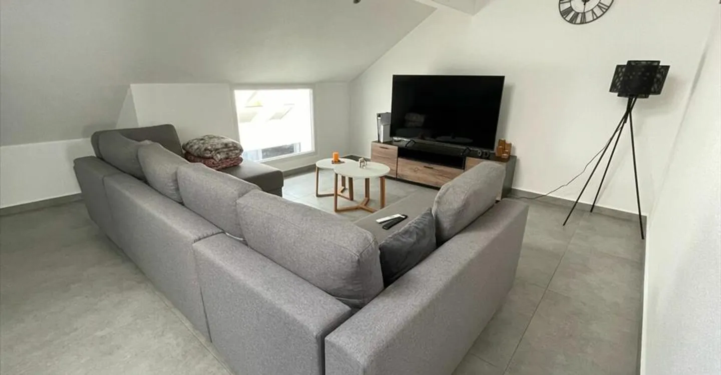 Appartamento Moderno con Terrazza - Foto 3 di 6
