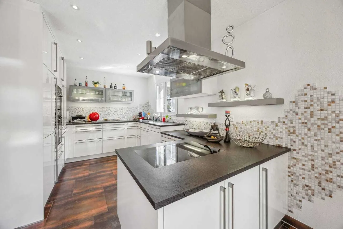 Maison individuelle élégante dans un quartier calme - moderne, privée et avec un espace extérieur méditerranéen - Photo 11 sur 13