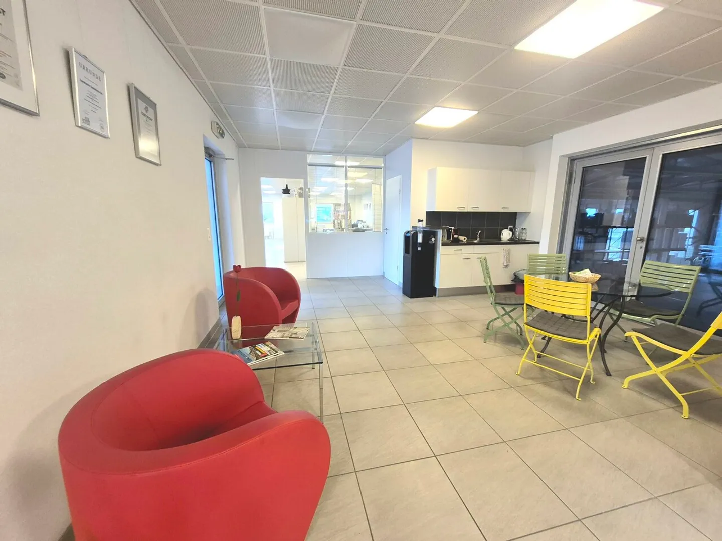 OFFICE FOR RENT IN SION - Photo 9 of 10