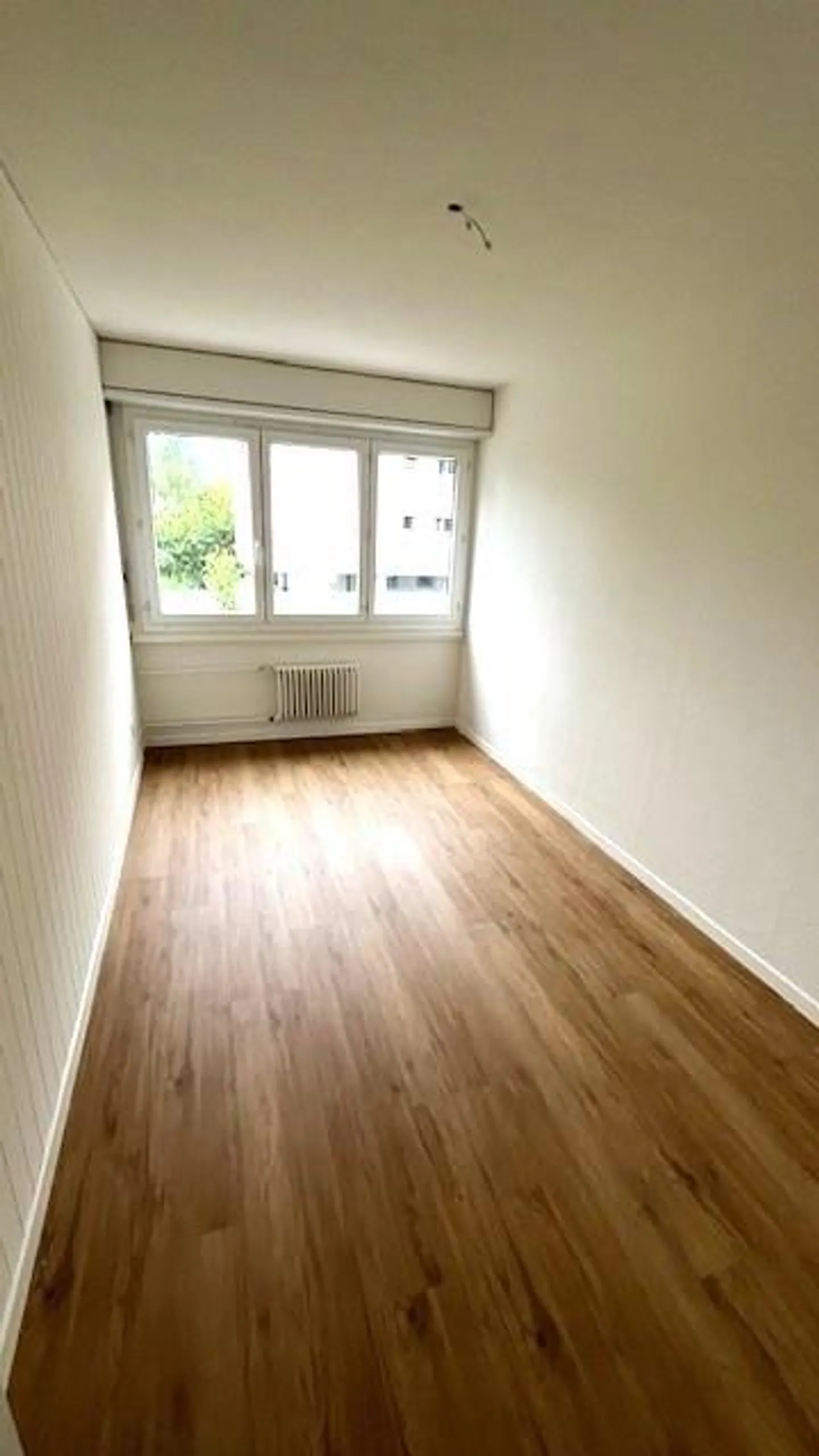 Appartement 3.5 pièces près du centre commercial - Photo 3 sur 8