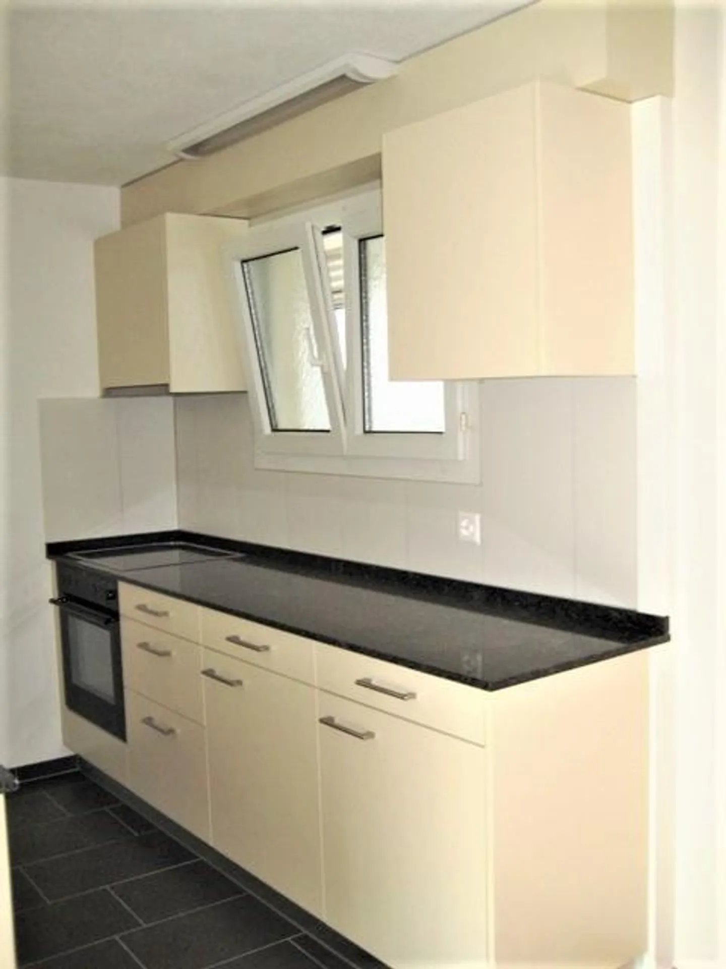 Appartement 3.5 pièces près du centre commercial - Photo 6 sur 8