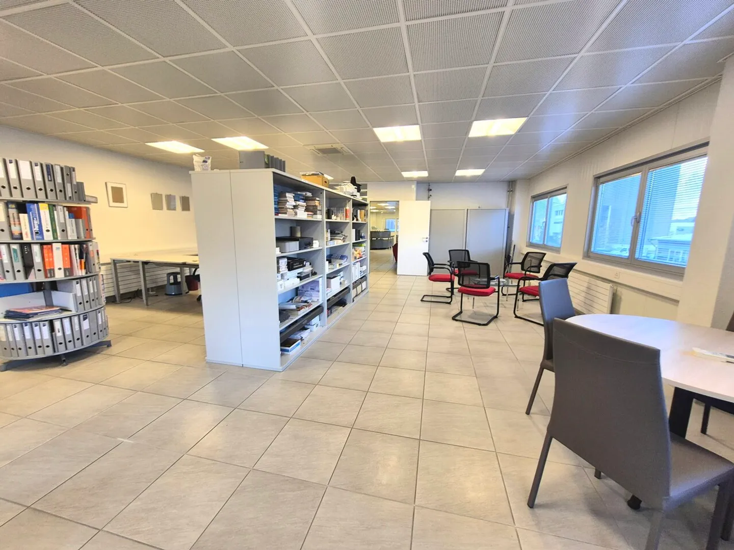 OFFICE FOR RENT IN SION - Photo 7 of 10