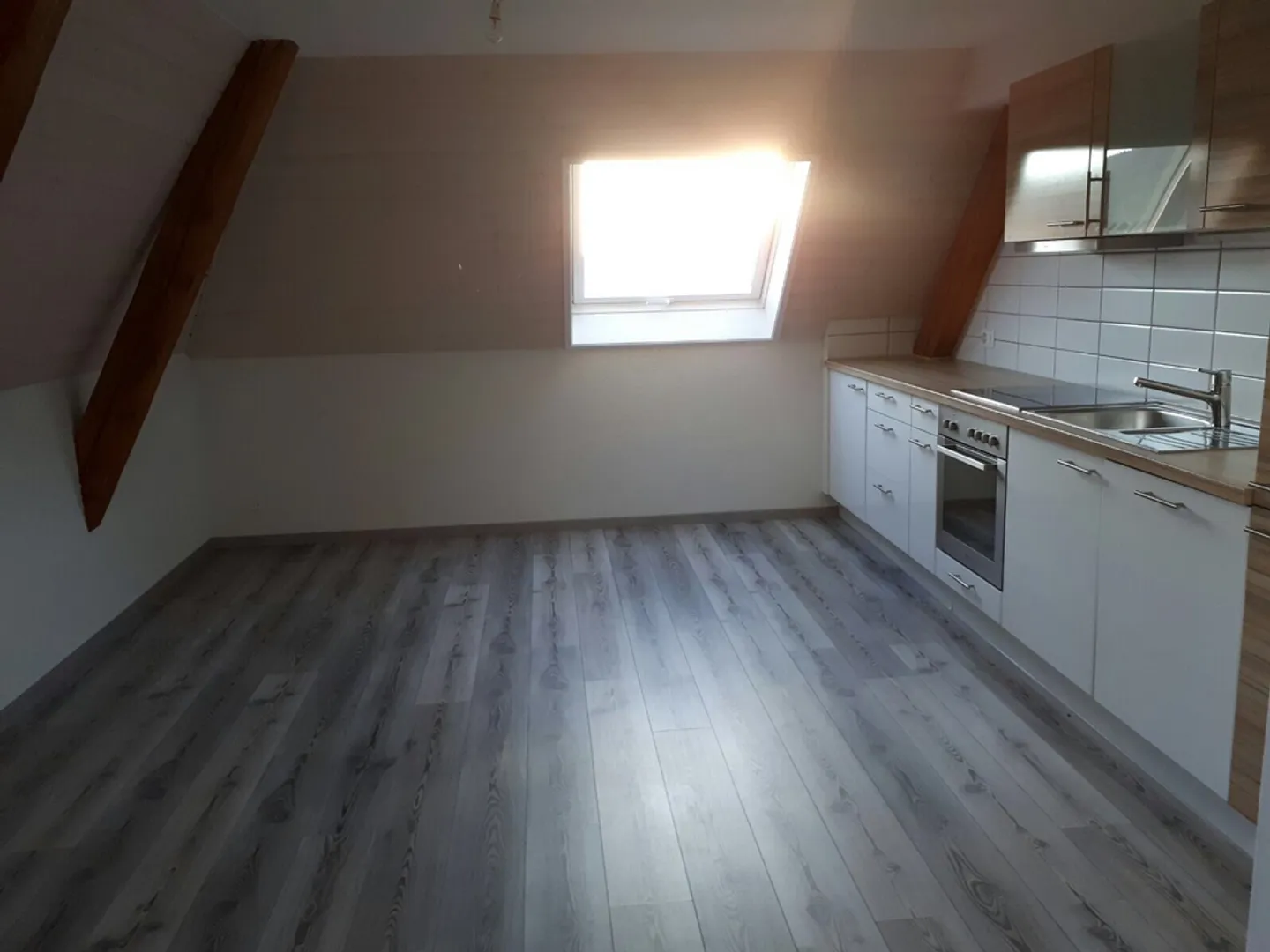 Appartamento 2.5 stanze - Foto 3 di 7