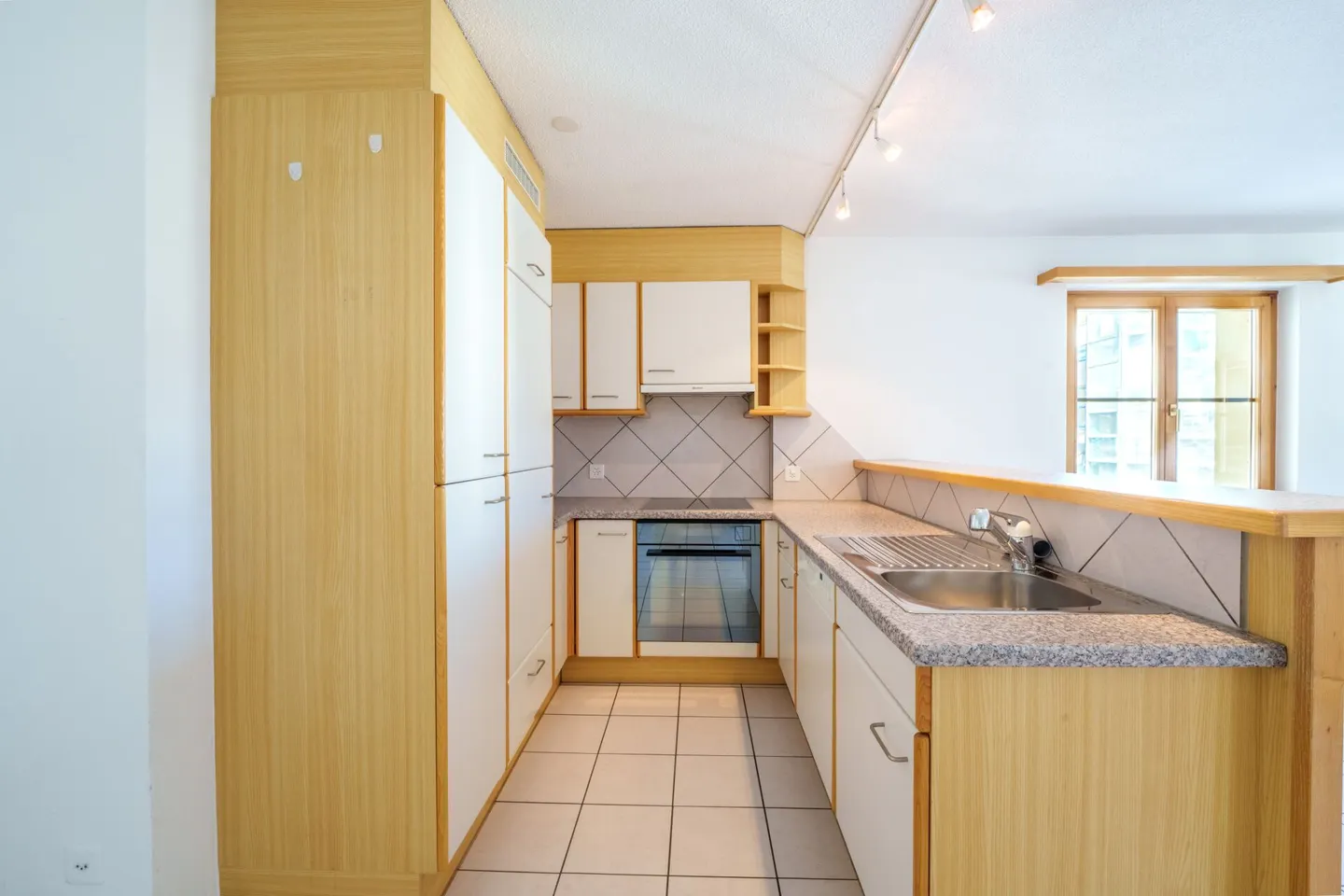 Thusis : Appartement central de 3,5 pièces - Photo 4 sur 11