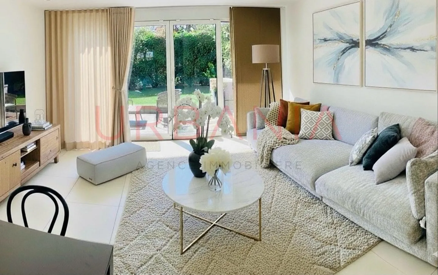 Angrenzende Villa mit 6 Zimmern, darunter 4 Schlafzimmer - 157 m² Wohnfläche - Foto 6 von 13