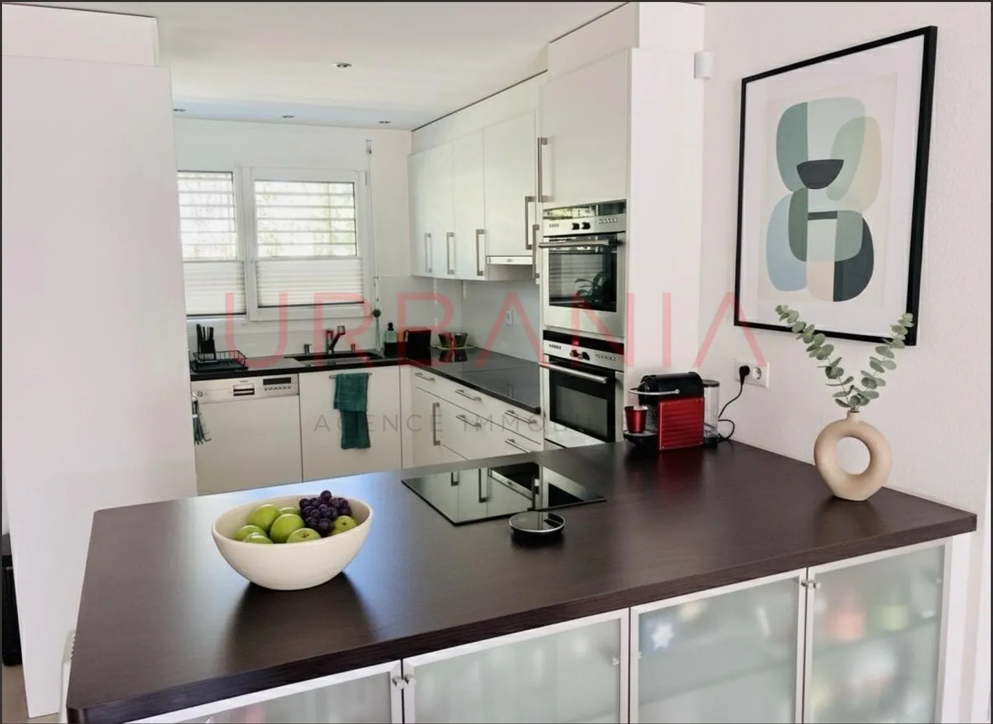 Angrenzende Villa mit 6 Zimmern, darunter 4 Schlafzimmer - 157 m² Wohnfläche - Foto 7 von 13