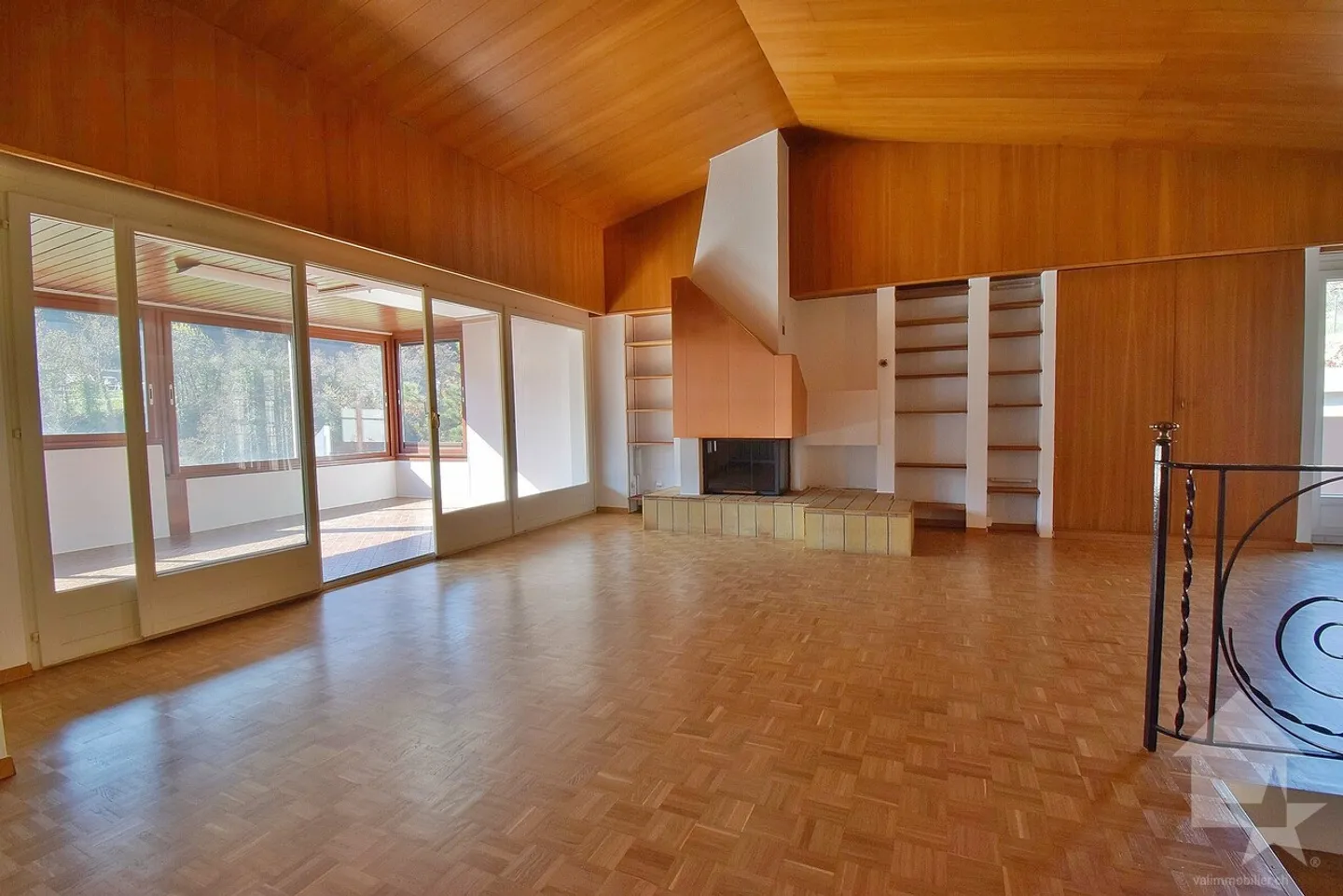 Geräumige Villa mit Doppelgarage in der Nähe des Zentrums von Sion! - Foto 4 von 18