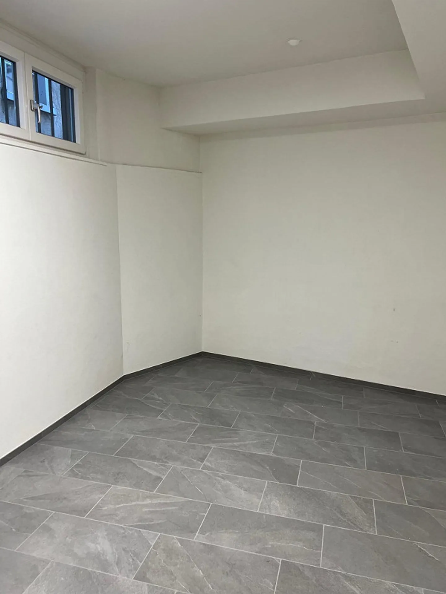 Ladenlokal zu vermieten - Foto 5 von 6