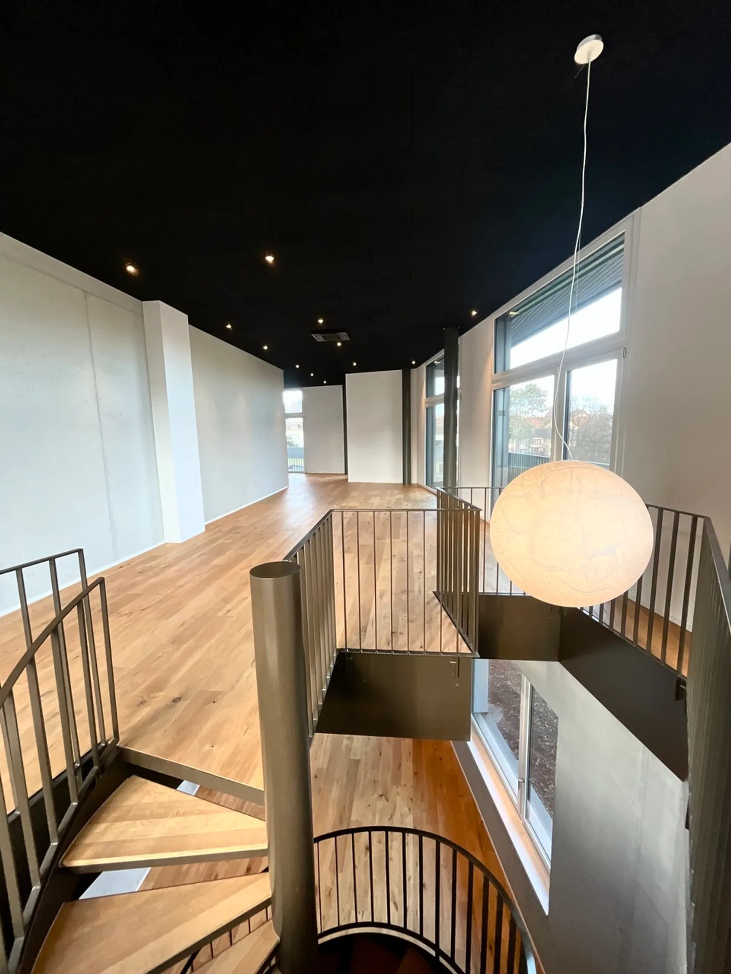 Vielseitiger Gewerberaum in Emmenbrücke - Foto 4 von 11