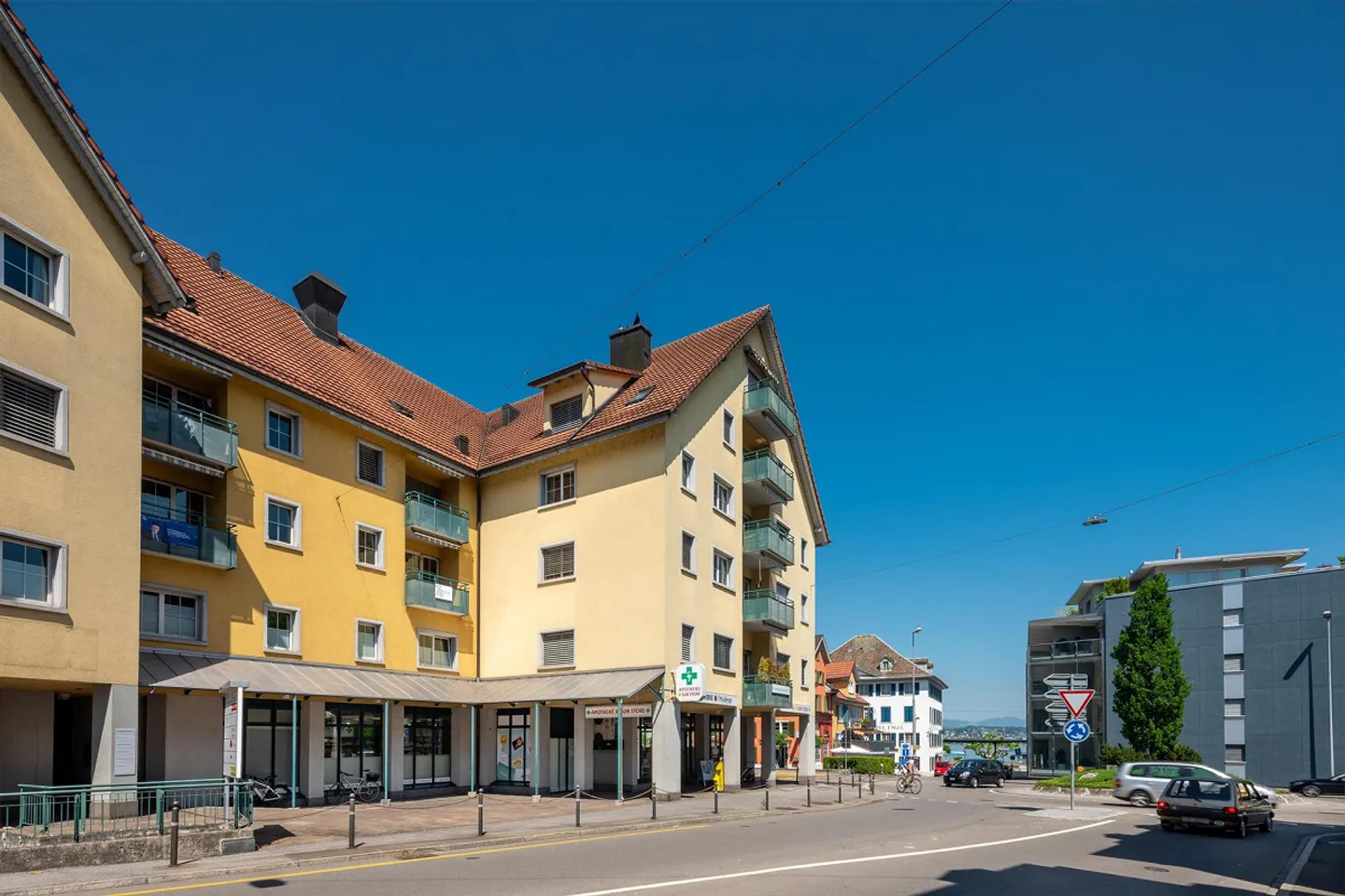 Vielseitige Verkaufsfläche in Wädenswil - Foto 1 von 8