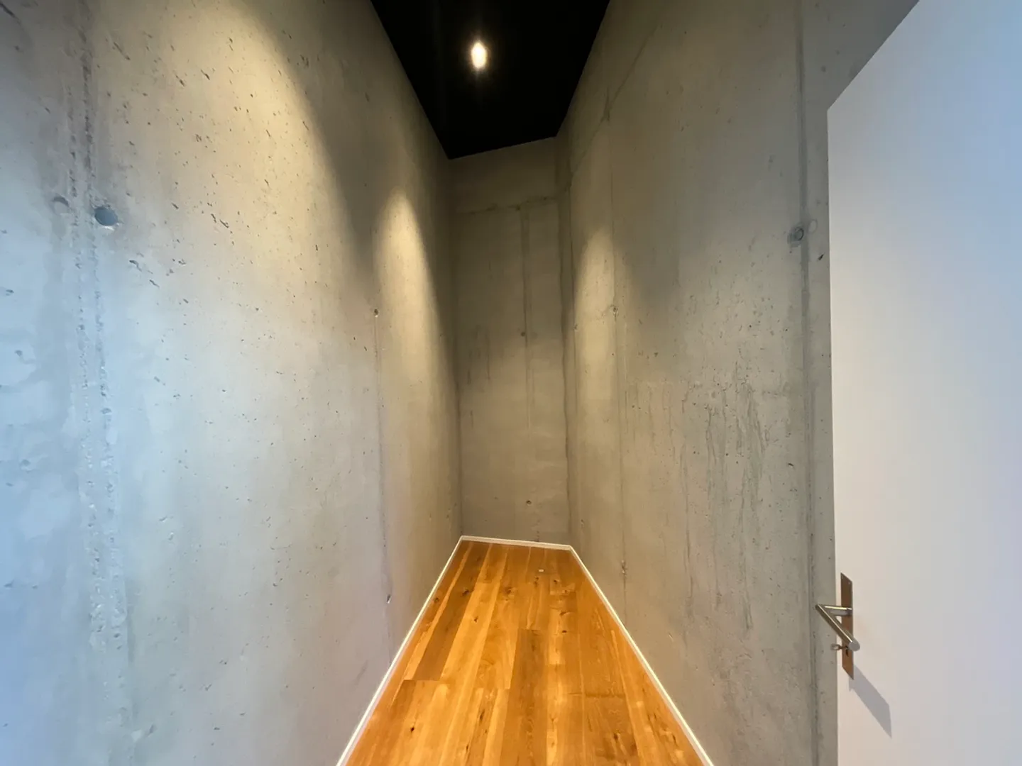 Vielseitiger Gewerberaum in Emmenbrücke - Foto 9 von 11