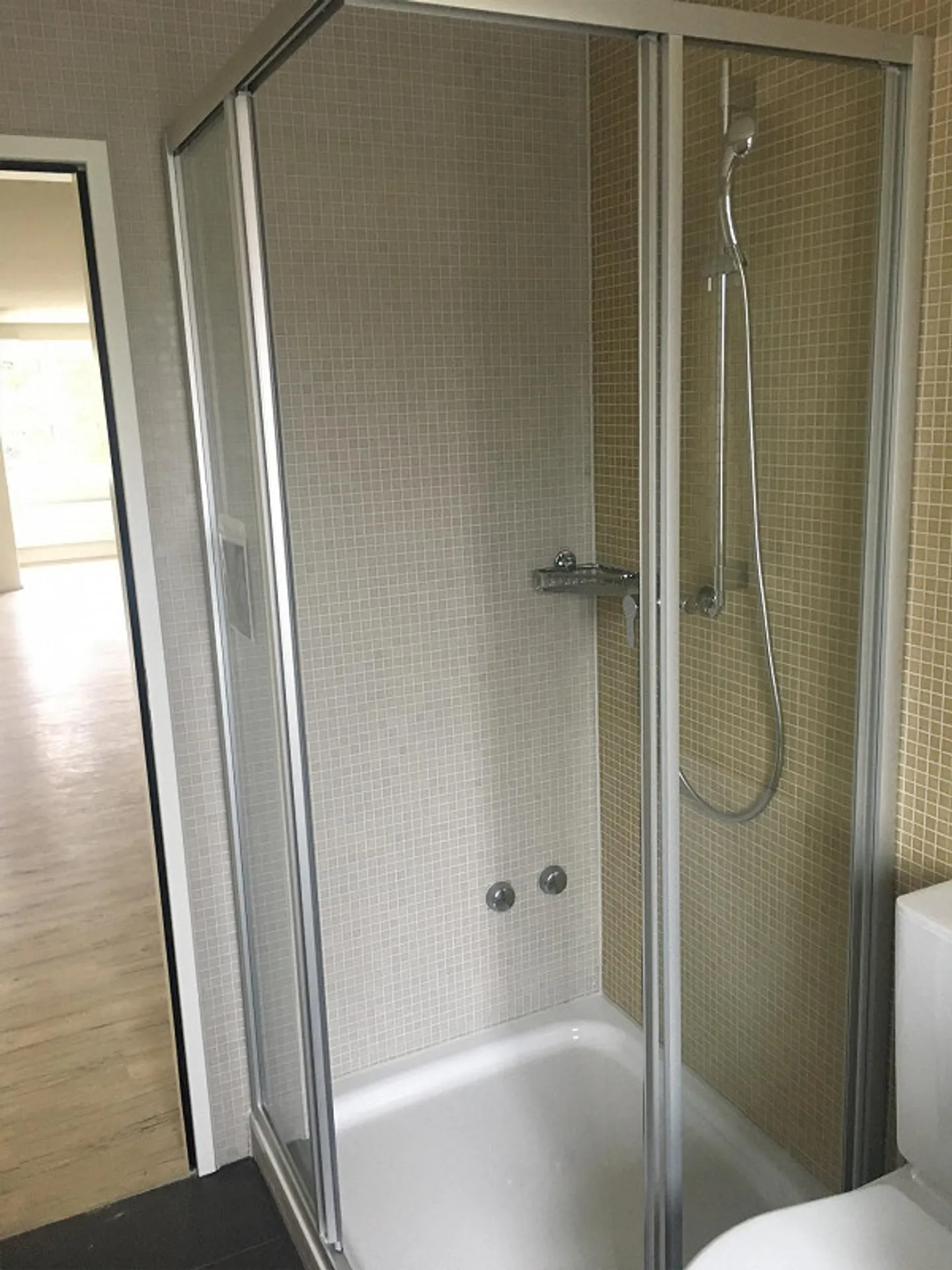 Appartamento in affitto - Foto 3 di 8