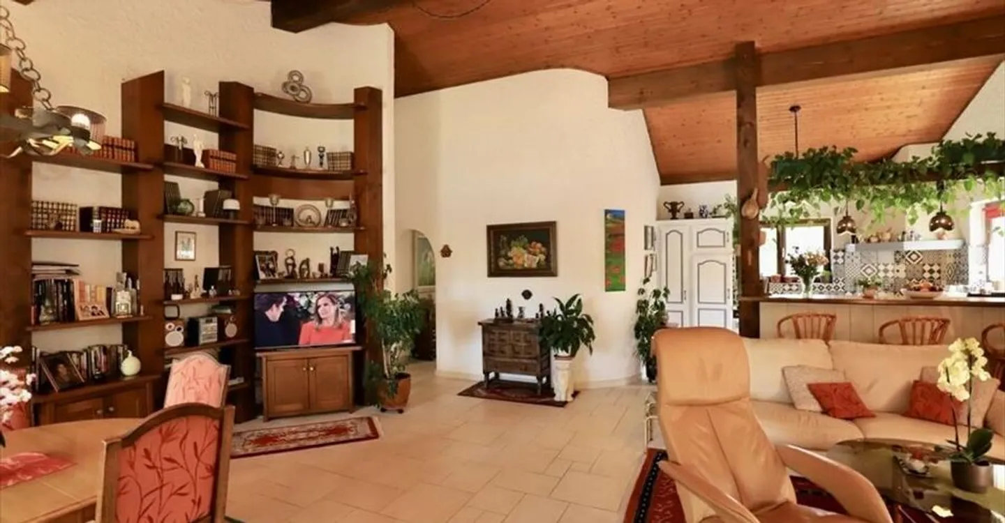 Villa Éblouissante avec Piscine - Photo 5 sur 11