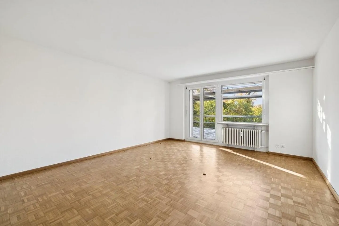 Appartement en attique lumineux avec terrasse ensoleillée - Photo 7 sur 7