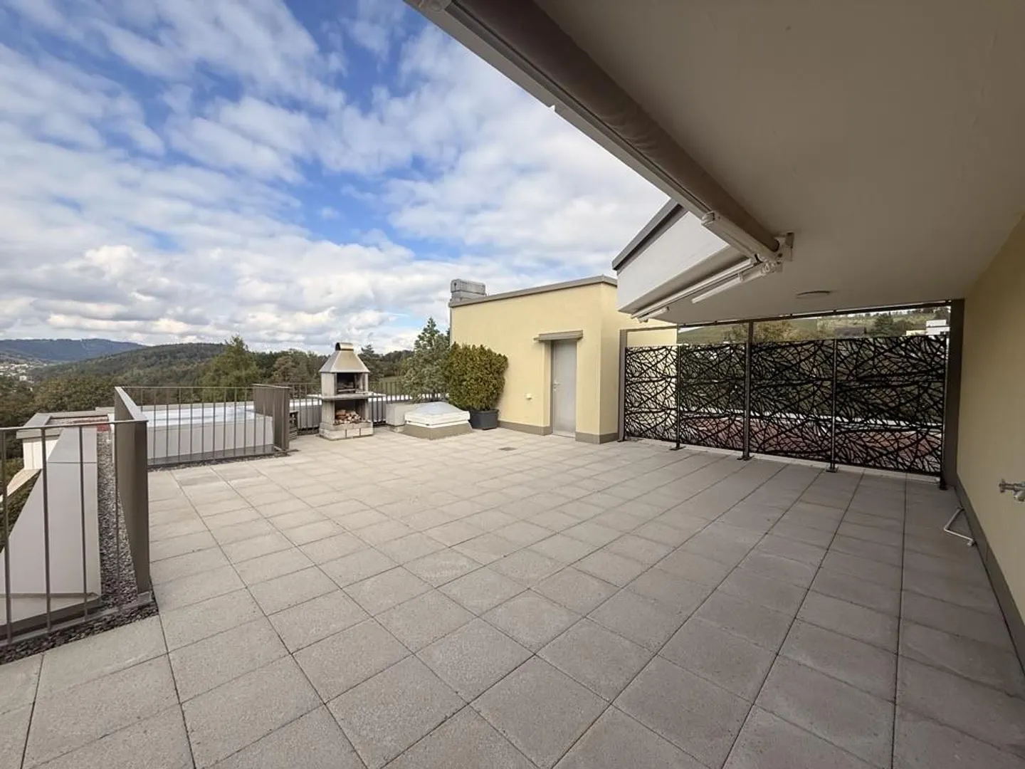 Atemberaubende Attika-Wohnung mit Terrasse - Foto 11 von 13