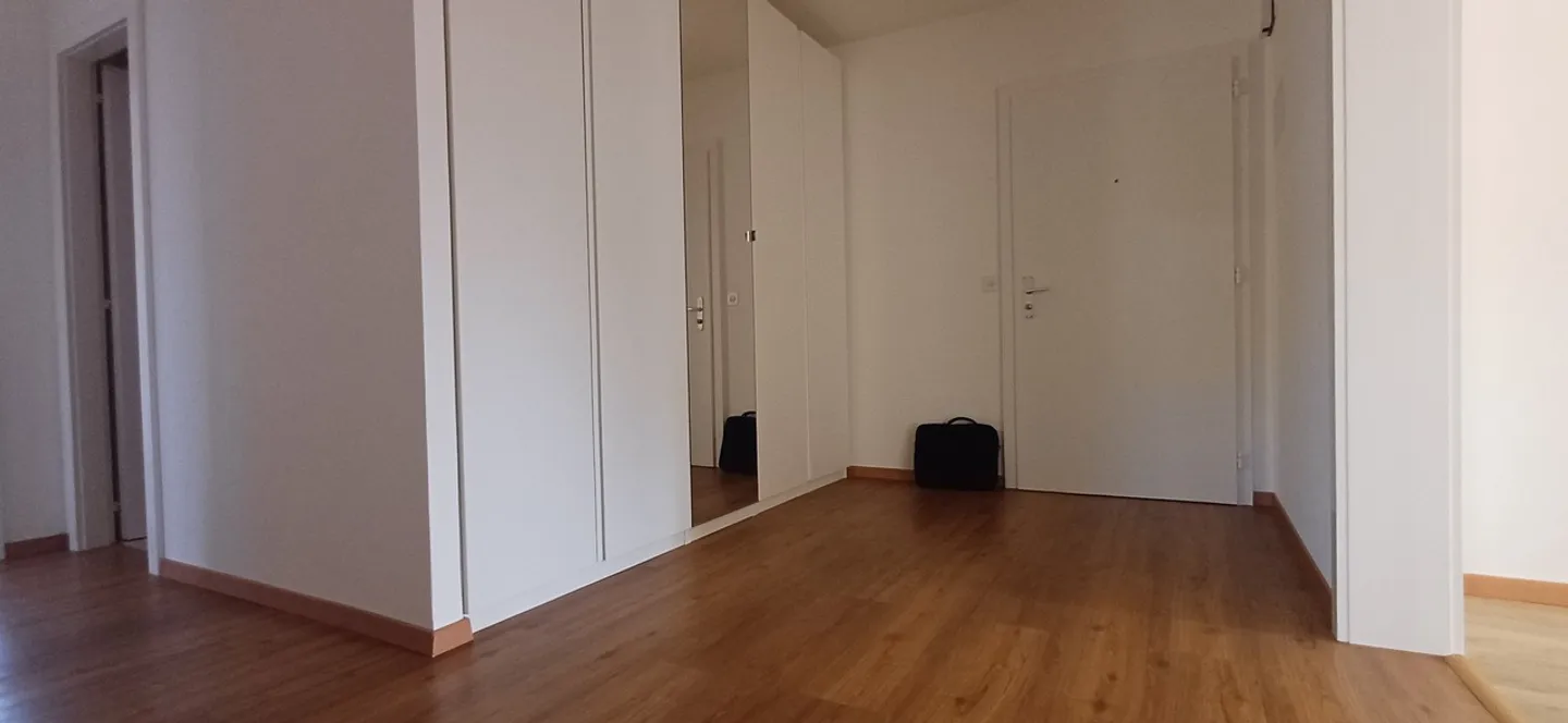 Occasione rara. Luminoso appartamento 3.5 p in vendita. CHF 788'000 - Foto 9 di 12