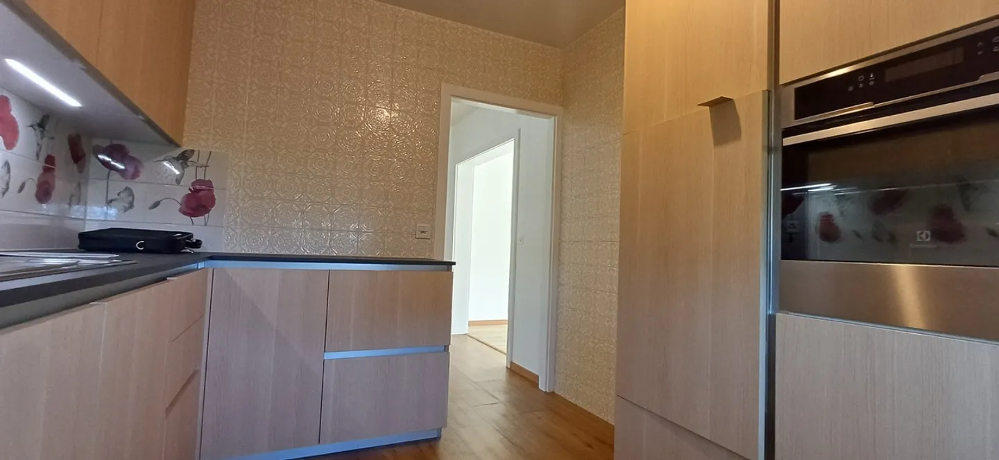 Occasione rara. Luminoso appartamento 3.5 p in vendita. CHF 788'000 - Foto 12 di 12