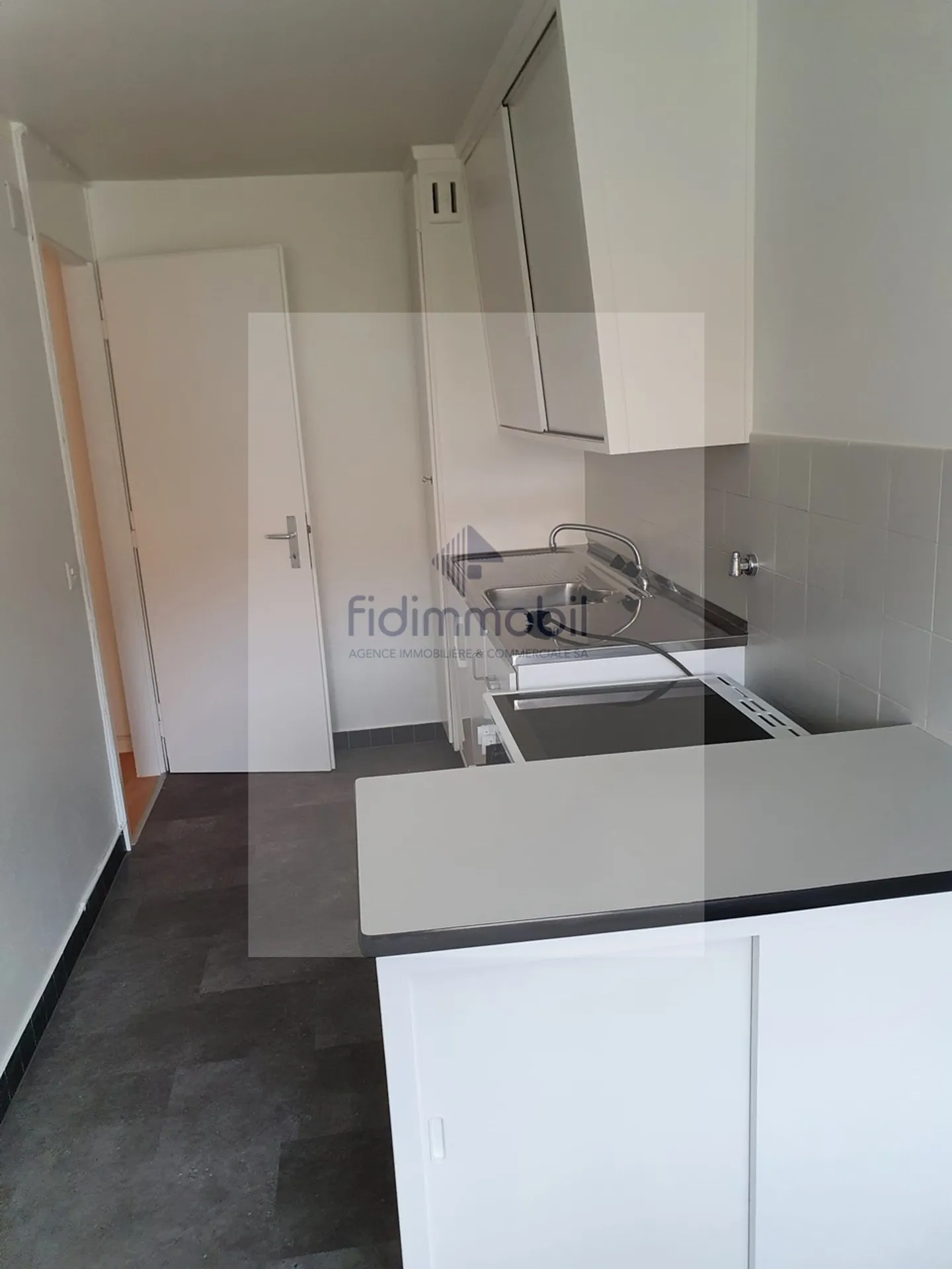 Appartamento di 2 stanze al 4° piano - Foto 7 di 7