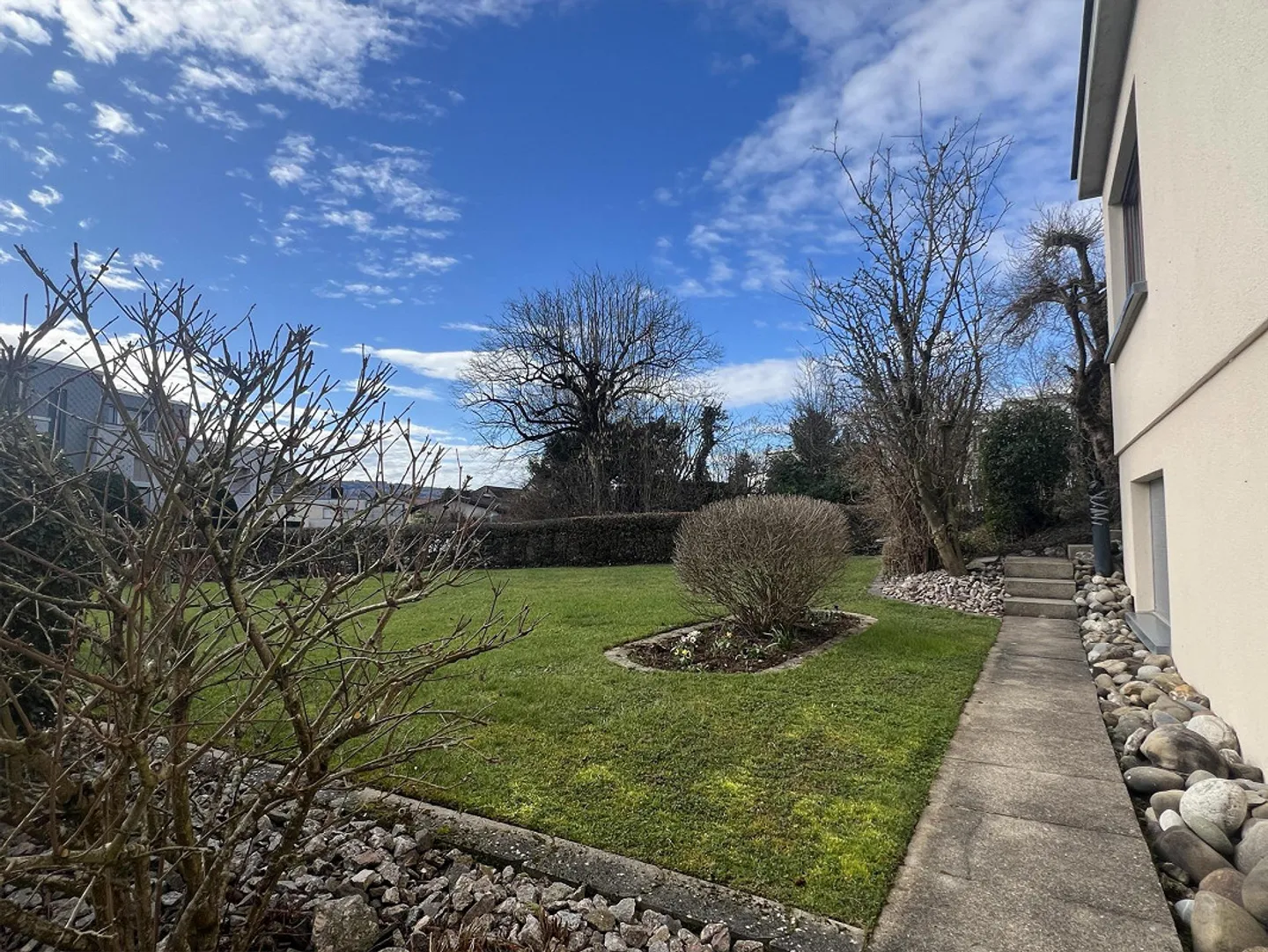 Einfamilienhaus mit Pool - Foto 11 von 14