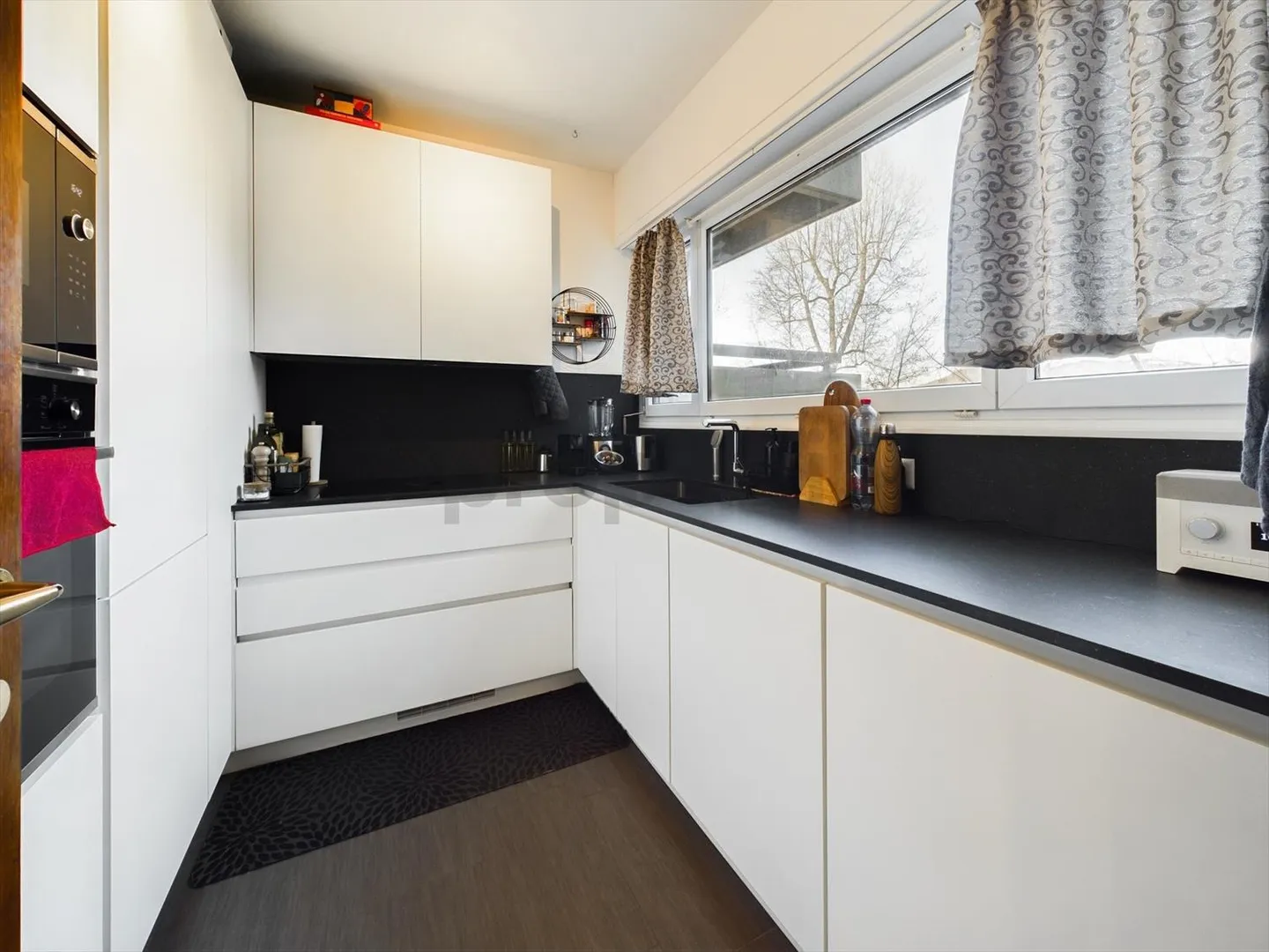 Apartment for sale - Photo 2 of 11