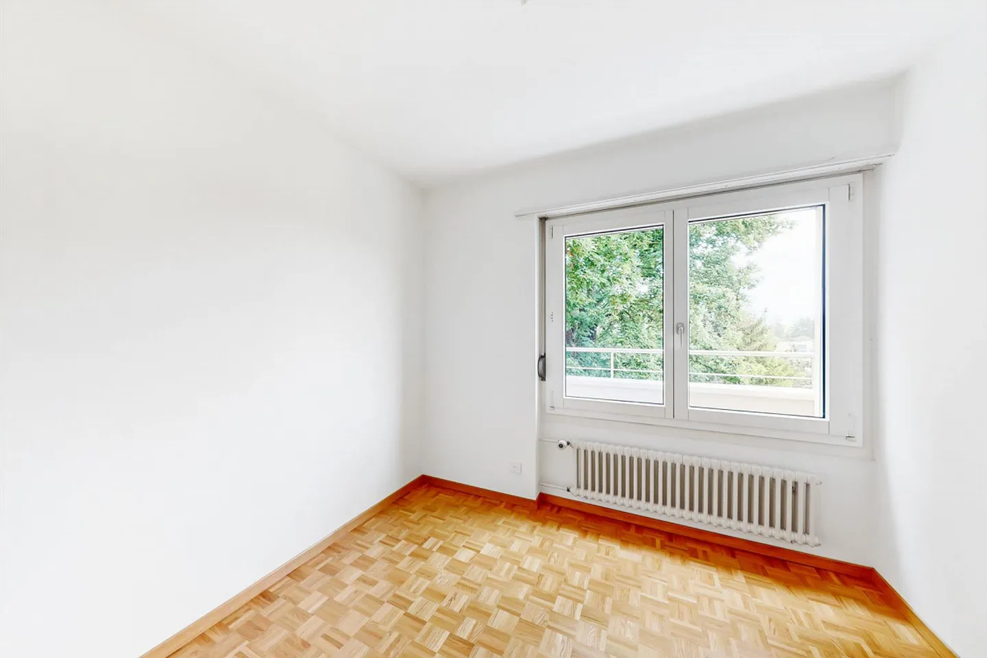 Schöne und gepflegte Liegenschaft in Dietikon - Foto 5 von 13