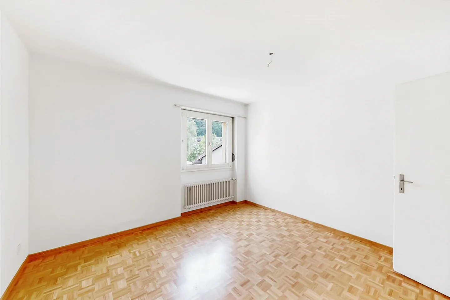 Schöne und gepflegte Liegenschaft in Dietikon - Foto 6 von 13