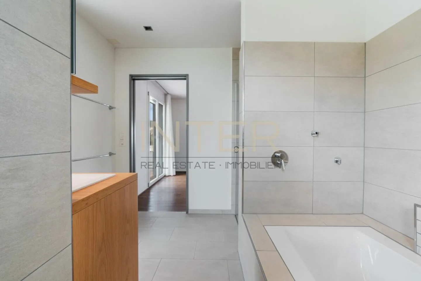 Maisonette attica esclusiva di 5,5 stanze con 185 m² di superficie abitabile - Mutuo al 0,8 % può essere trasferito - Foto 10 di 24