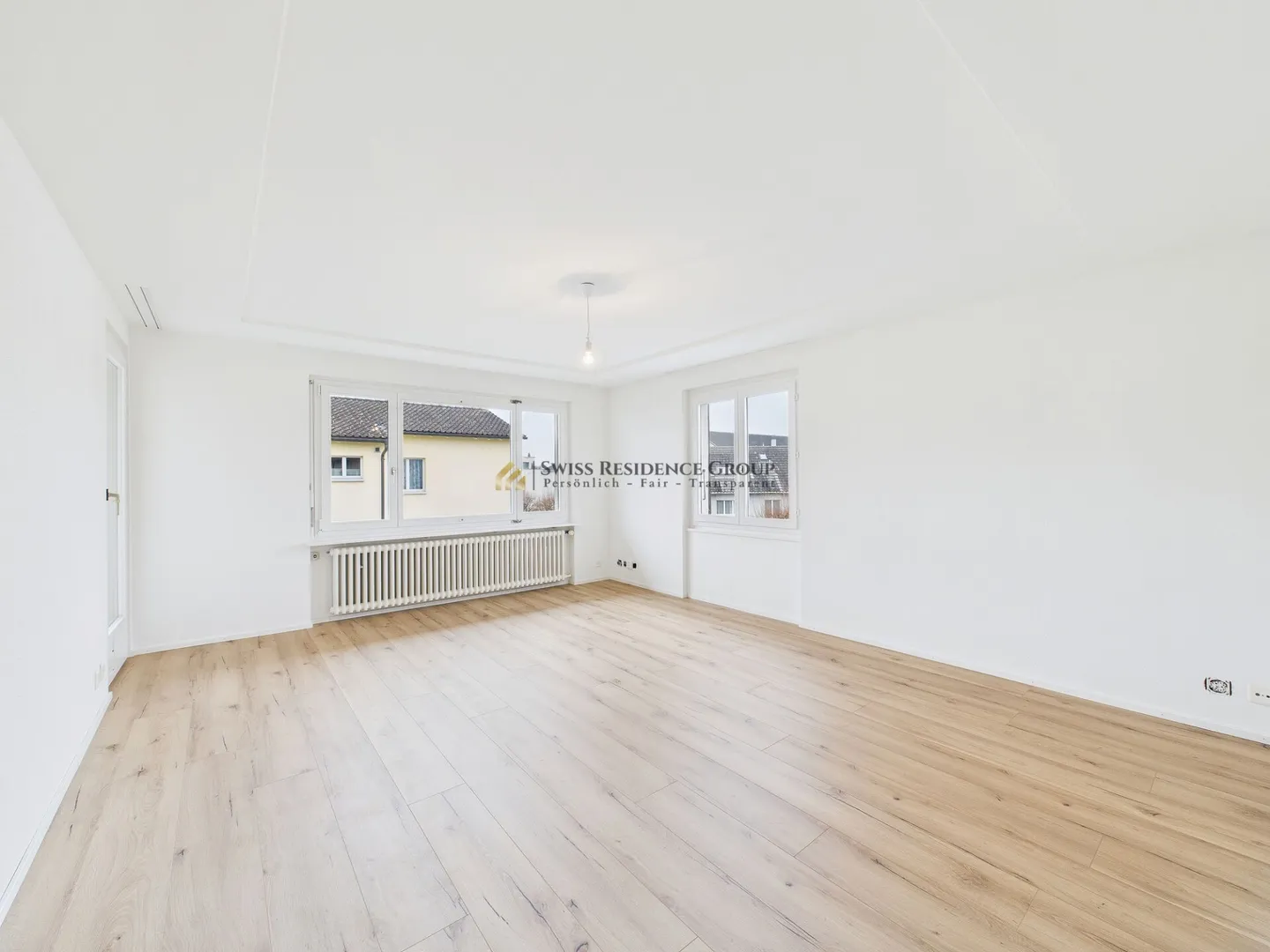 Exclusive living experience with balcony - 4.5 room apartment - Photo 10 of 18