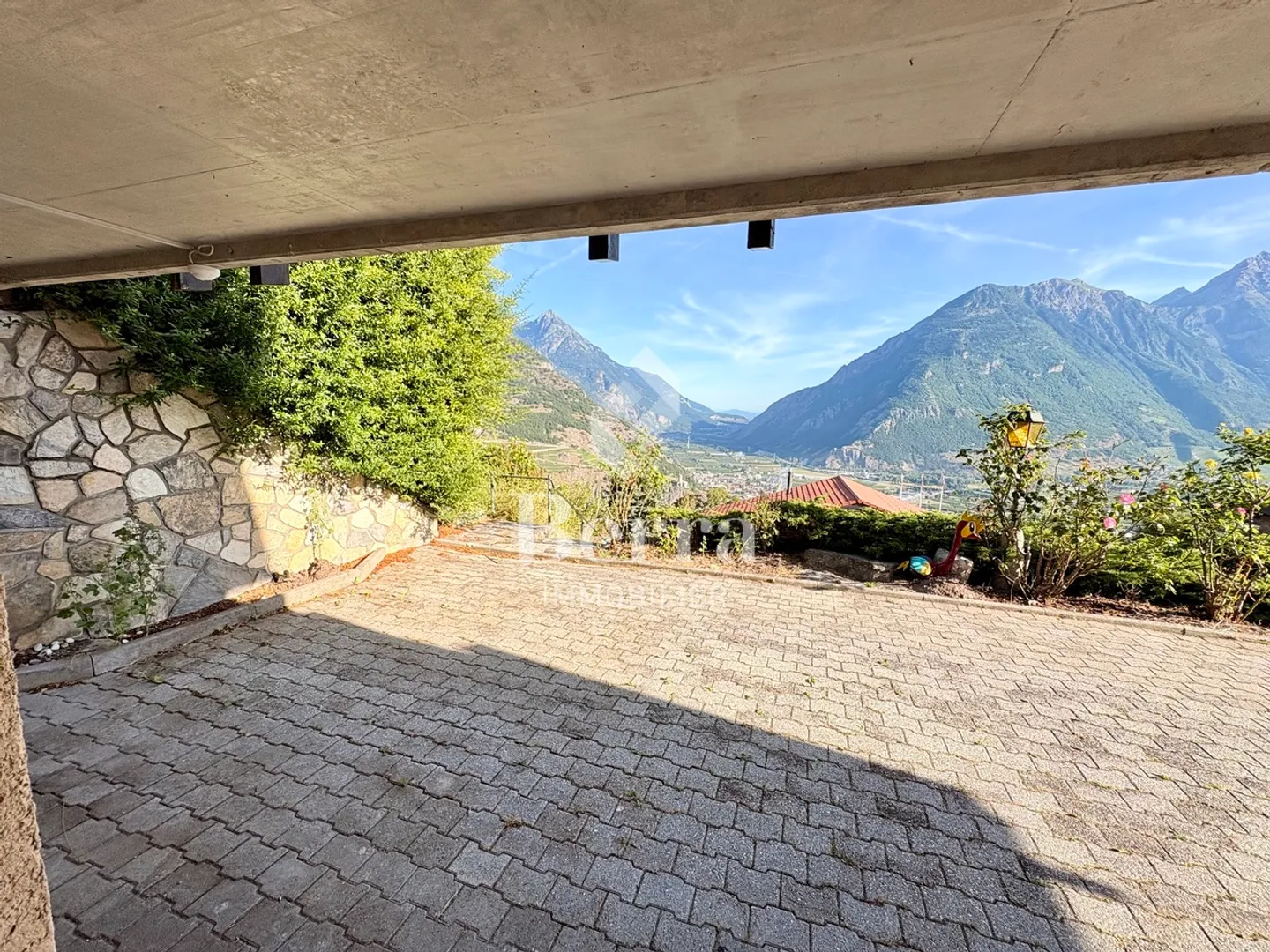 Studio with terrace and superb view of the plain! - Photo 8 of 10