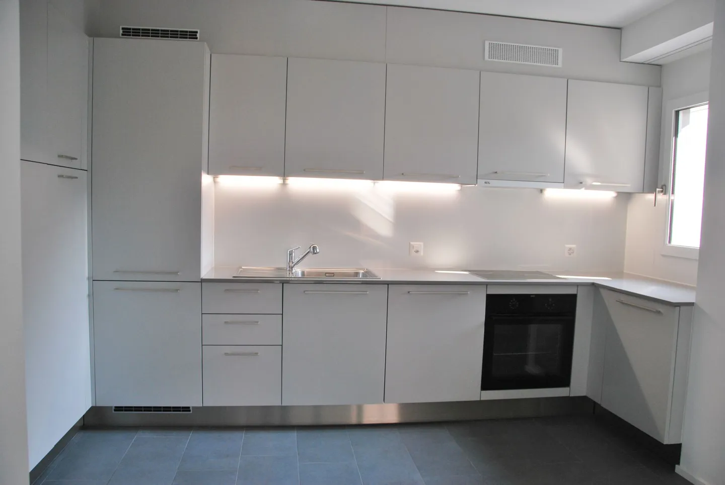 Appartamento con 3 stanze a Paradiso - Foto 2 di 6