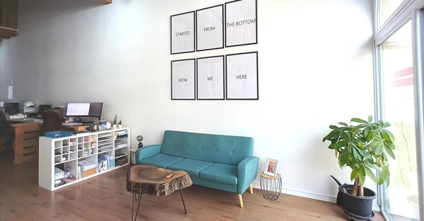 Office space for rent - Photo 2 of 13