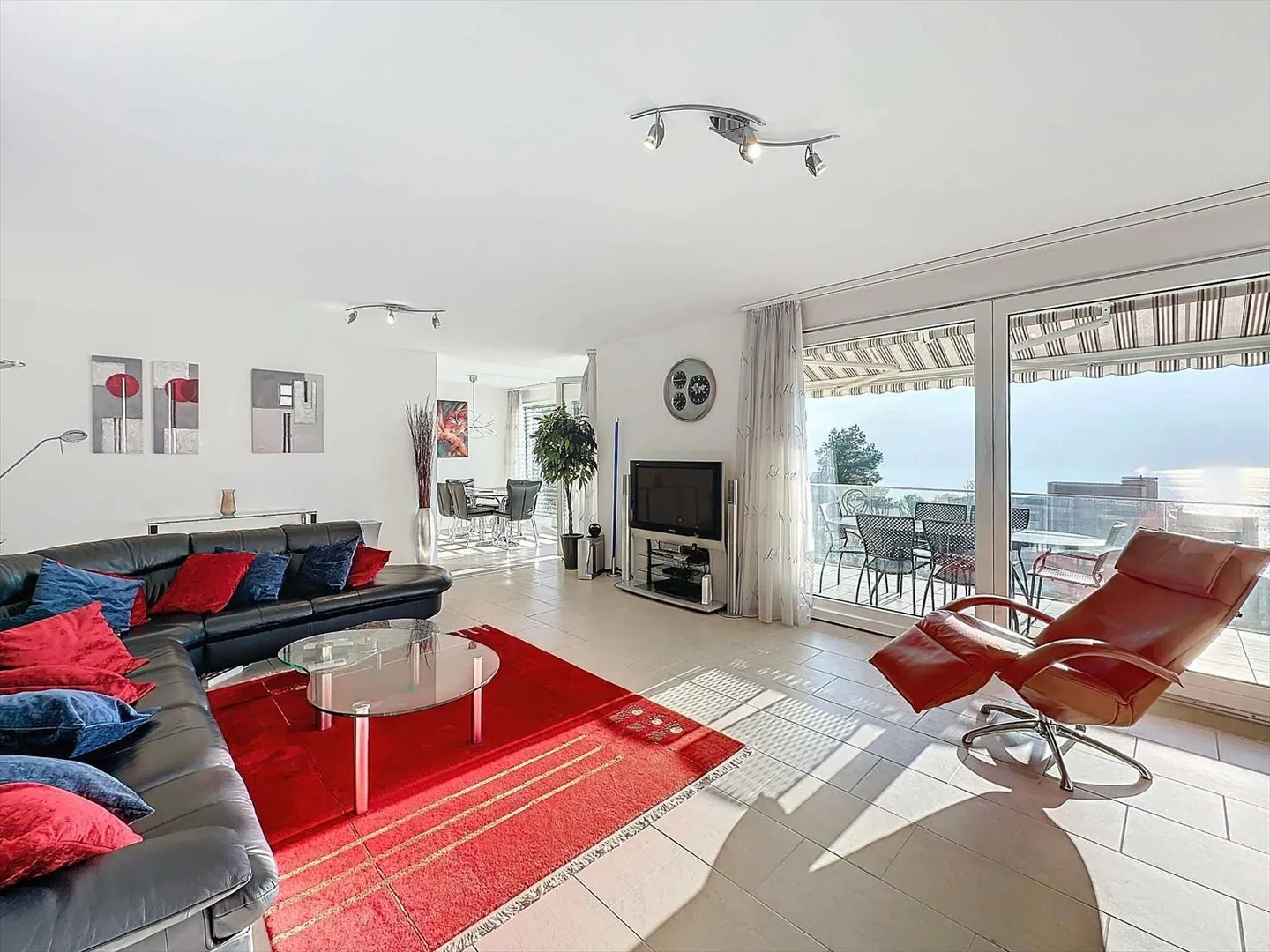 Selten! 5.5-Zimmer-Wohnung mit herrlicher Aussicht auf den See - Foto 3 di 12