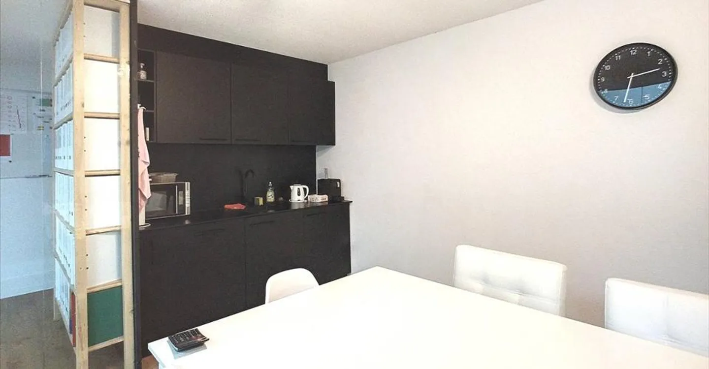 Office space for rent - Photo 12 of 13