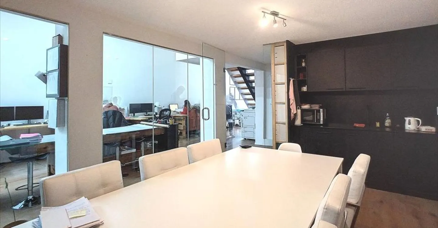 Office space for rent - Photo 9 of 13