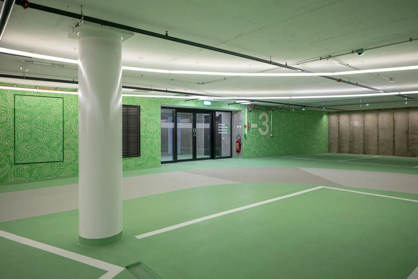 Parking Central - Photo 5 sur 10